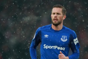 爱游戏登录-十五场鏖战，冰上女皇莎拉波娃与C9的极限求生